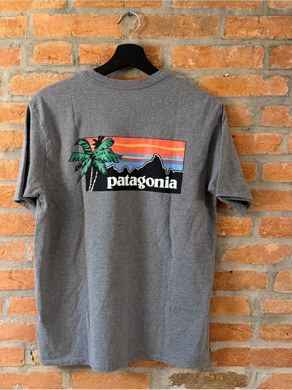 Patagonia Hawaii Exclusive Island Logo Responsibili-Tee T Shirt Size S